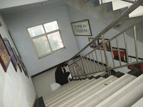 “其身正，不令而行；其身不正，雖令不從”