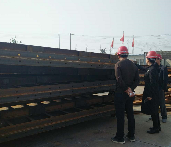 歡迎鄭州地鐵項目來河南偉志鋼模板廠家參觀考察